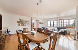 5 dormitorio casa de pueblo 268 m² en Blanes, España. 1 000 000 €