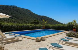 Villa – Ibiza, Islas Baleares, España. 4 700 €  por semana
