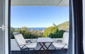 3 dormitorio piso 104 m² en Petrovac, Montenegro. 267 000 €