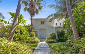 12 dormitorio villa 621 m² en Miami Beach, Estados Unidos. $4 900 000