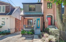 3 dormitorio casa de pueblo en Old Toronto, Canadá. C$1 426 000