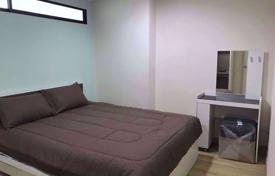 2-dormitorio apartamentos en condominio en Watthana, Tailandia. $233 000
