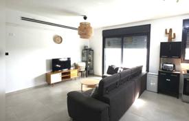 4 dormitorio piso 106 m² en Rishon Leziyyon, Israel. $907 000