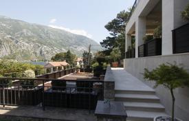 Chalet – Muo, Kotor, Montenegro. 1 750 000 €