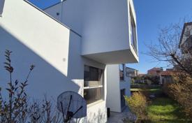 4 dormitorio casa de pueblo 186 m² en Zadar, Croacia. 520 000 €