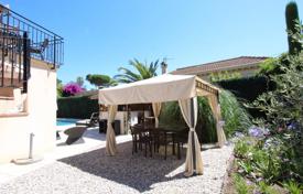 Chalet – Cap d'Antibes, Antibes, Costa Azul,  Francia. Price on request