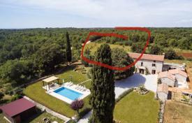 4 dormitorio casa de pueblo 180 m² en Poreč, Croacia. 1 000 000 €