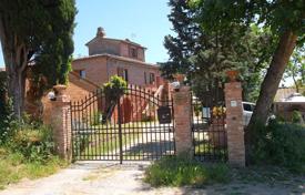 8 dormitorio villa 580 m² en Montepulciano, Italia. 1 200 000 €