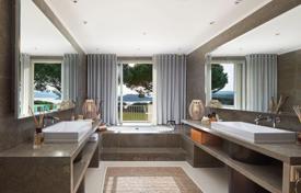 7 dormitorio villa en Saint-Tropez, Francia. 85 000 €  por semana