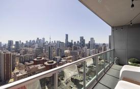 5 dormitorio piso en Old Toronto, Canadá. C$987 000