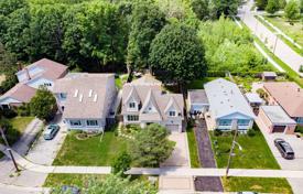Casa de pueblo – Etobicoke, Toronto, Ontario,  Canadá. C$1 847 000