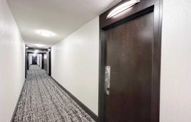 3 dormitorio piso en Scarborough, Canadá. C$877 000