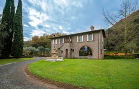 Villa – Ameglia, Liguria, Italia. 3 000 000 €