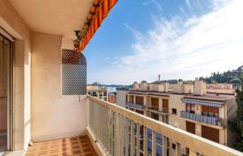 2 dormitorio ático 47 m² en Beaulieu-sur-Mer, Francia. 580 000 €