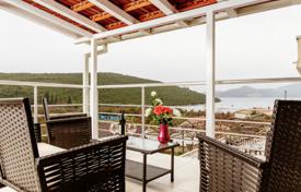 3 dormitorio piso 120 m² en Radanovici, Montenegro. 284 000 €