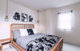 4 dormitorio chalet en Watthana, Tailandia. $2 900  por semana