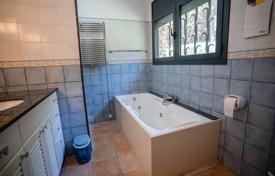 4 dormitorio villa en Girona, España. 4 050 €  por semana