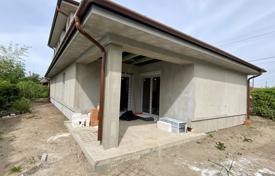 Casa de pueblo – Debrecen, Hajdu-Bihar, Hungría. 400 000 €