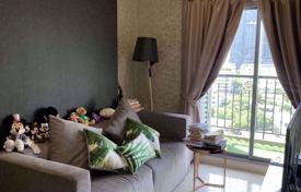 1-dormitorio apartamentos en condominio en Khlong Toei, Tailandia. $219 000