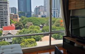 1-dormitorio apartamentos en condominio en Khlong Toei, Tailandia. $228 000