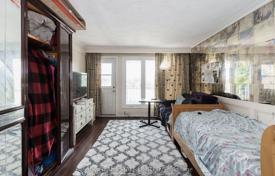 12 dormitorio adosado en North York, Canadá. C$1 638 000