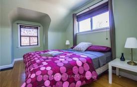 7 dormitorio casa de pueblo en North York, Canadá. C$2 003 000