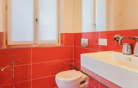 8 dormitorio villa 170 m² en Lago Como, Italia. 6 000 €  por semana