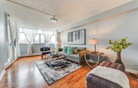 3 dormitorio piso en Scarborough, Canadá. C$771 000