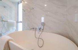 3-dormitorio apartamentos en condominio en Watthana, Tailandia. $3 060  por semana