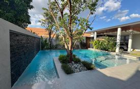 3 dormitorio villa 240 m² en Pattaya, Tailandia. $471 000