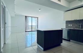 1-dormitorio apartamentos en condominio 64 m² en Doral, Estados Unidos. $415 000