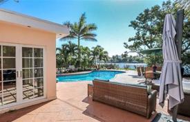 Villa – Hollywood, Florida, Estados Unidos. $1 359 000