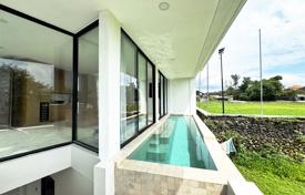 3 dormitorio villa 480 m² en Canggu, Indonesia. $460 000