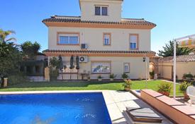 Villa – San Pedro Alcántara, Andalucía, España. 5 000 €  por semana