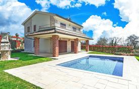 4 dormitorio casa de pueblo 211 m² en Primorje-Gorski Kotar County, Croacia. 820 000 €