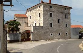 4 dormitorio casa de pueblo 200 m² en Istria County, Croacia. 135 000 €