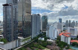 2-dormitorio apartamentos en condominio en Watthana, Tailandia. $658 000