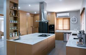 4 dormitorio casa de pueblo 320 m² en Phuket Town, Tailandia. $194 000