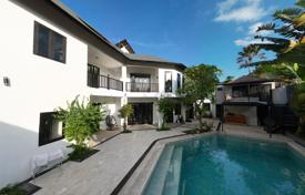 6 dormitorio villa 269 m² en Pererenan, Indonesia. $306 000