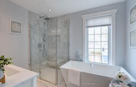 8 dormitorio adosado en Old Toronto, Canadá. C$1 780 000