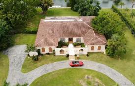 Villa – Coral Gables, Florida, Estados Unidos. $7 795 000