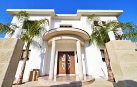 4 dormitorio chalet en Famagusta, Chipre. 350 000 €