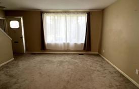 9 dormitorio casa de pueblo en North York, Canadá. C$2 482 000