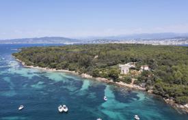 Villa – Cannes, Costa Azul, Francia. 210 000 €  por semana
