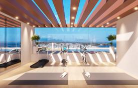 1 dormitorio piso 50 m² en Estepona, España. 295 000 €