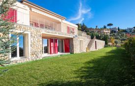 Villa – Bordighera, Liguria, Italia. Price on request