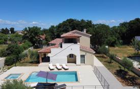 4 dormitorio casa de pueblo 280 m² en Marcana, Croacia. 840 000 €