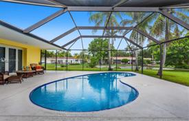 Villa – Miami, Florida, Estados Unidos. $949 000