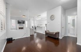 4 dormitorio casa de pueblo en North York, Canadá. C$1 200 000