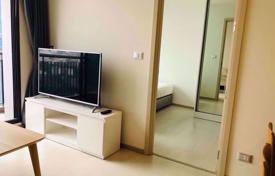 2-dormitorio apartamentos en condominio en Khlong Toei, Tailandia. $330 000